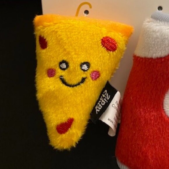 Zippy Claws: Interactive PLUSH CAT TOY *Pizza and Cola* 2 Pack - Picture 4 of 6